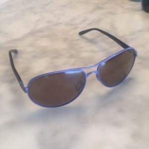 🕶Oakley Feedback Women’s Aviator in Purple🕶
